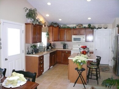 1629 Lisa Dr SW 004