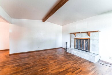 834 NE 11th St, Bend, OR 97701 - photo 5