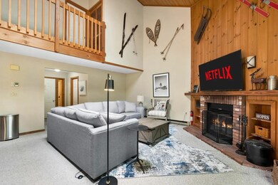 6 Ridge Rd unit 3, Lincoln, NH 03251 - photo 4