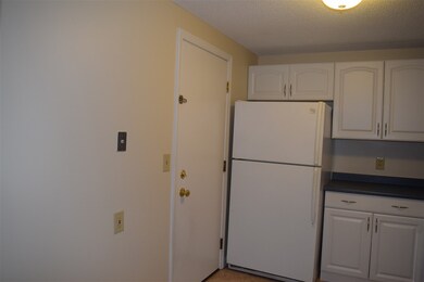 195 Cannongate III, Nashua, NH 03063 - photo 7