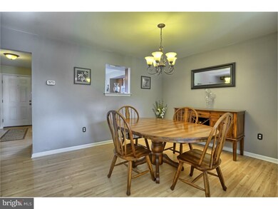 3810 Lynn Ave, Reading, PA 19606 - photo 5