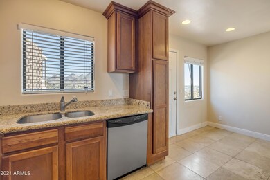 1057 E Butler Dr unit 1C, Phoenix, AZ 85020 - photo 5