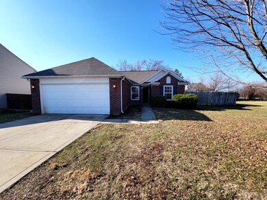 454 Hummingbird Ln, Whiteland, IN 46184 - photo 2