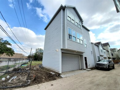 619 Link Rd, Houston, TX 77009 - photo 6