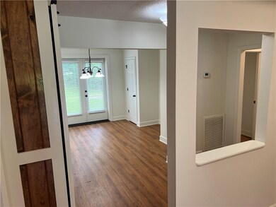 180 Dees Dr, Brunswick, GA 31520 - photo 6