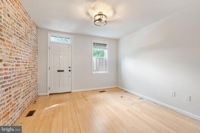 106 W Lee St, Baltimore, MD 21201 - photo 6