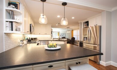 710 E 8th 1/2 St, Houston, TX 77007 - photo 7