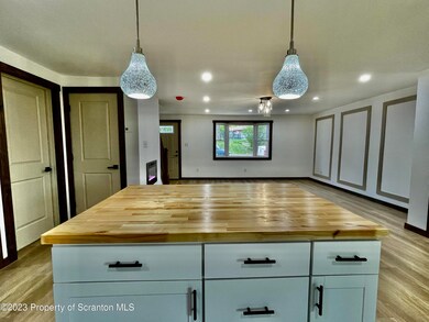 827 Raines St, Scranton, PA 18509 - photo 7