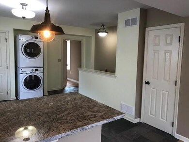 28 E Ettwein St unit 2nd Floor, Bethlehem, PA 18018 - photo 6