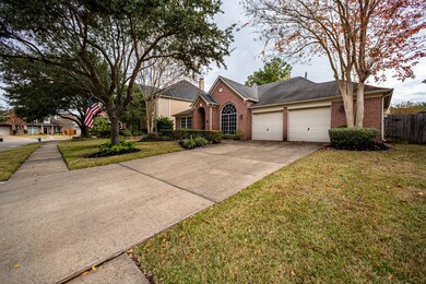 From this direction you can see the extra 1/2 bay in the garage with enough space for your hobbies or crafts.