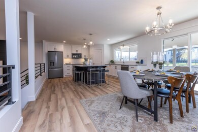 5511 SW Timber Ridge Ln, Topeka, KS 66610 - photo 5