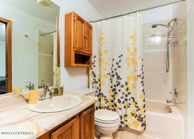 1860 E 72nd Ave unit 6, Anchorage, AK 99507 - photo 6