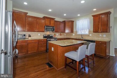 7328 Mockingbird Cir, Glen Burnie, MD 21060 - photo 5