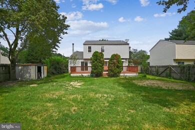 1210 Hunter Rd, Pasadena, MD 21122 - photo 2