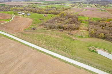 7830 Barkertown Rd, Odessa, MO 64076 - photo 5