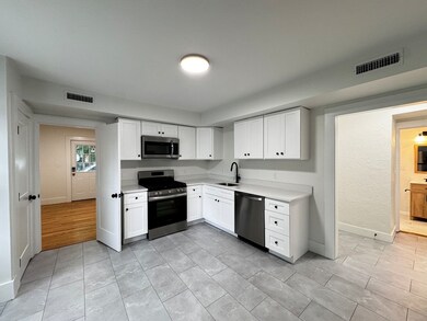 7 Main St unit 5, Foxborough, MA 02035 - photo 5