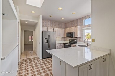 Cambria Quartz & SS appliances