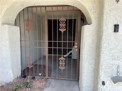 EXTERIOR ENTRY