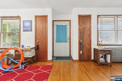 55 Harrison Ave, Waldwick, NJ 07463 - photo 6