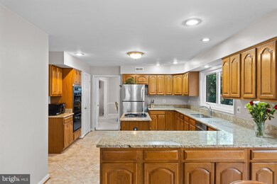 9054 Northedge Dr, Springfield, VA 22153 - photo 2