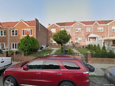 24-12 86th St unit 2, East Elmhurst, NY 11369 - photo 7