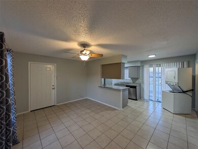 8038 Cambridge Cir unit A, White Settlement, TX 76108 - photo 4