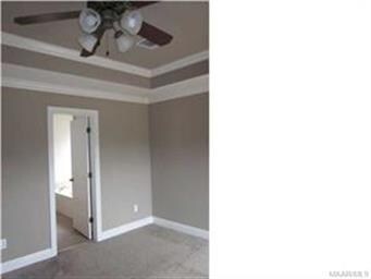 Master Bedroom - look at that crown moulding on th