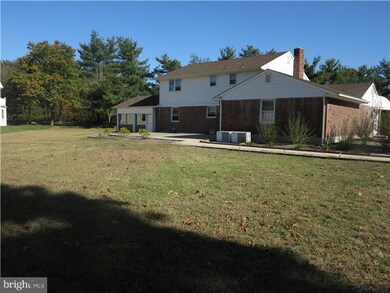 1335 Mount Holly Rd, Beverly, NJ 08010 - photo 4