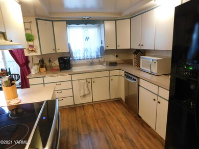 3-Kitchen