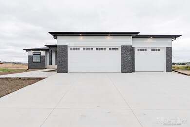 4107 Herd Pl-3