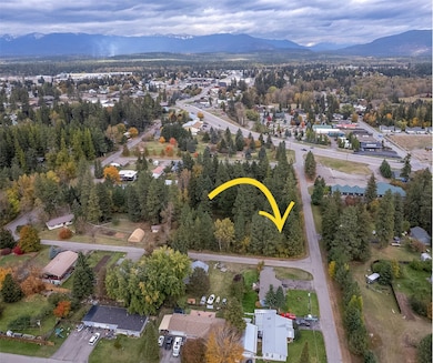 36 13th St E, Columbia Falls, MT 59912 - photo 2