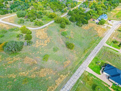 19114 White Bluff Dr, Whitney, TX 76692 - photo 4