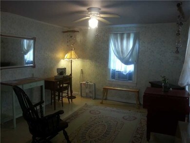 208 Elm St, Prairie Grove, AR 72753 - photo 4