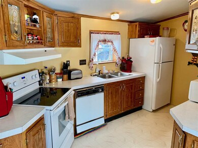 70 Canaan Mobile Home Park, Canaan, VT 05903 - photo 6