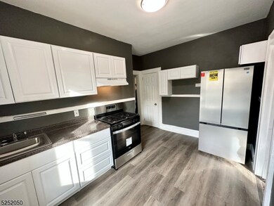 310 Apt3 Orange Rd unit 3, Montclair Twp., NJ 07042 - photo 5