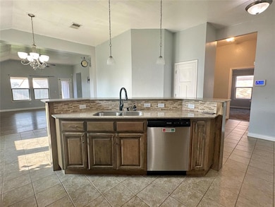 13300 SW 4th Terrace, Yukon, OK 73099 - photo 4