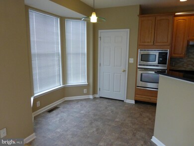 42712 Sandman Terrace, Chantilly, VA 20152 - photo 4