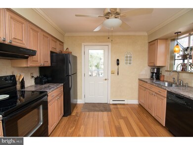 1647 Haywood Rd, Perkiomenville, PA 18074 - photo 3