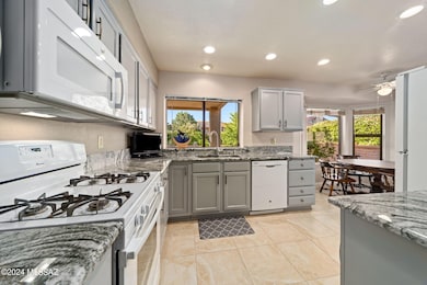 1013 E Boulder Pass, Oro Valley, AZ 85755 - photo 7