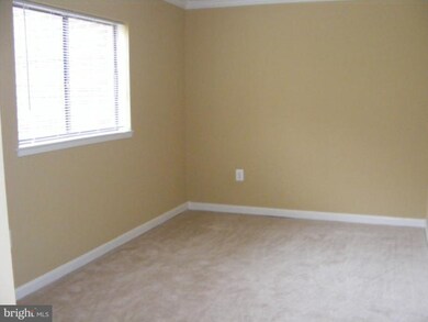 3103 Buccaneer Ct unit 2, Fairfax, VA 22031 - photo 3