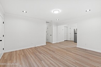 1274 Lipps Ln, Louisville, KY 40219 - photo 4