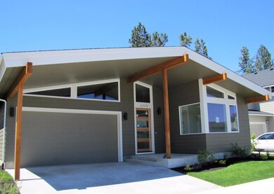 61519 SE Lincoln Ln, Bend, OR 97702 - photo 3