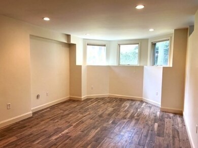 462 Walnut St unit 1B, Newtonville, MA 02460 - photo 5