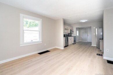 1509 Brigman Ave, Jeffersonville, IN 47130 - photo 5