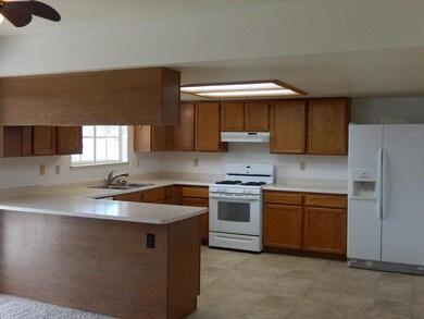 3369 Auburn Dr, Redding, CA 96001 - photo 7