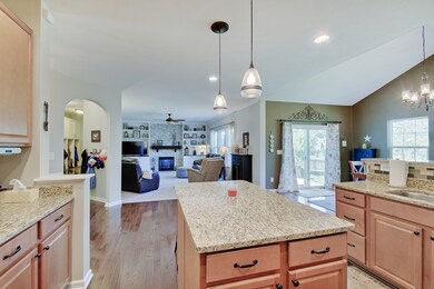 12207 Wheathill Pass, Fishers, IN 46037 - photo 3