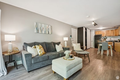 127 S 800 E unit 16, Salt Lake City, UT 84102 - photo 3