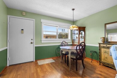 Waters Edge unit 200-309, Largo, FL 33774 - photo 2