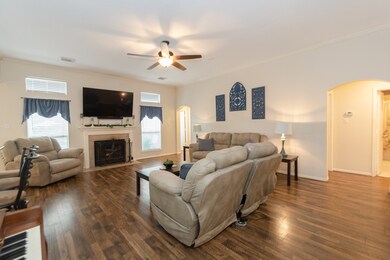 9130 County Road 95 Rd, Manvel, TX 77578 - photo 5