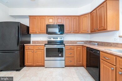 11713I Karbon Hill Ct unit 705A, Reston, VA 20191 - photo 6
